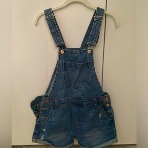 Overall jean shorts